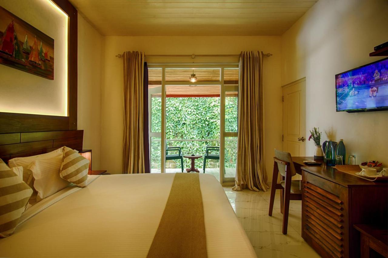 Deltora Villa - Free Drop Off To Galle Fort By Tuktuk Extérieur photo