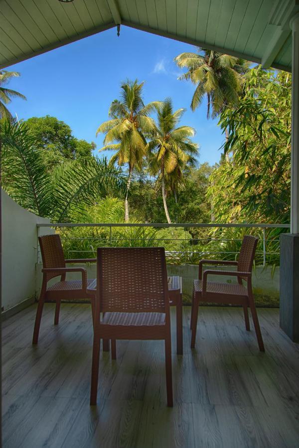 Deltora Villa - Free Drop Off To Galle Fort By Tuktuk Extérieur photo